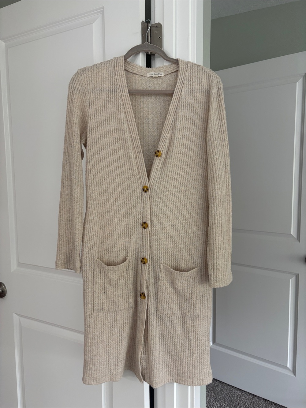 nine britton Cream Ribbed Longline Button Cardigan